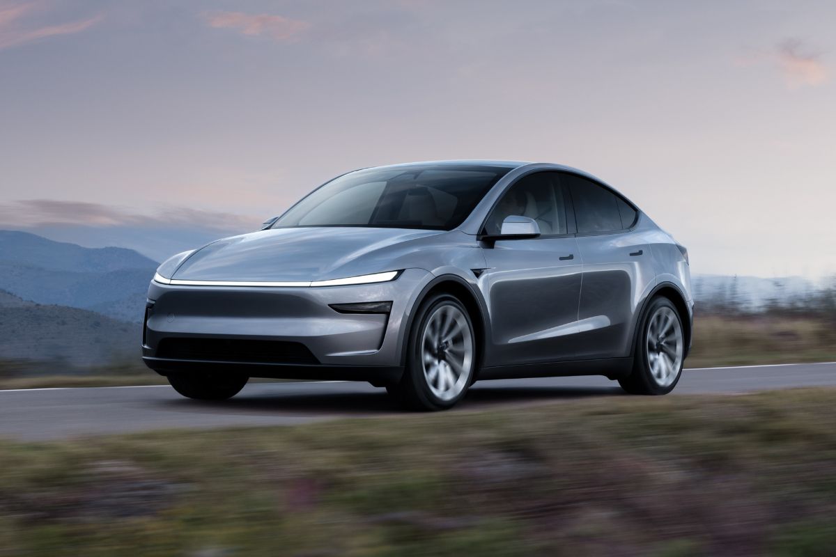 2025 Tesla Model Y silver rear static