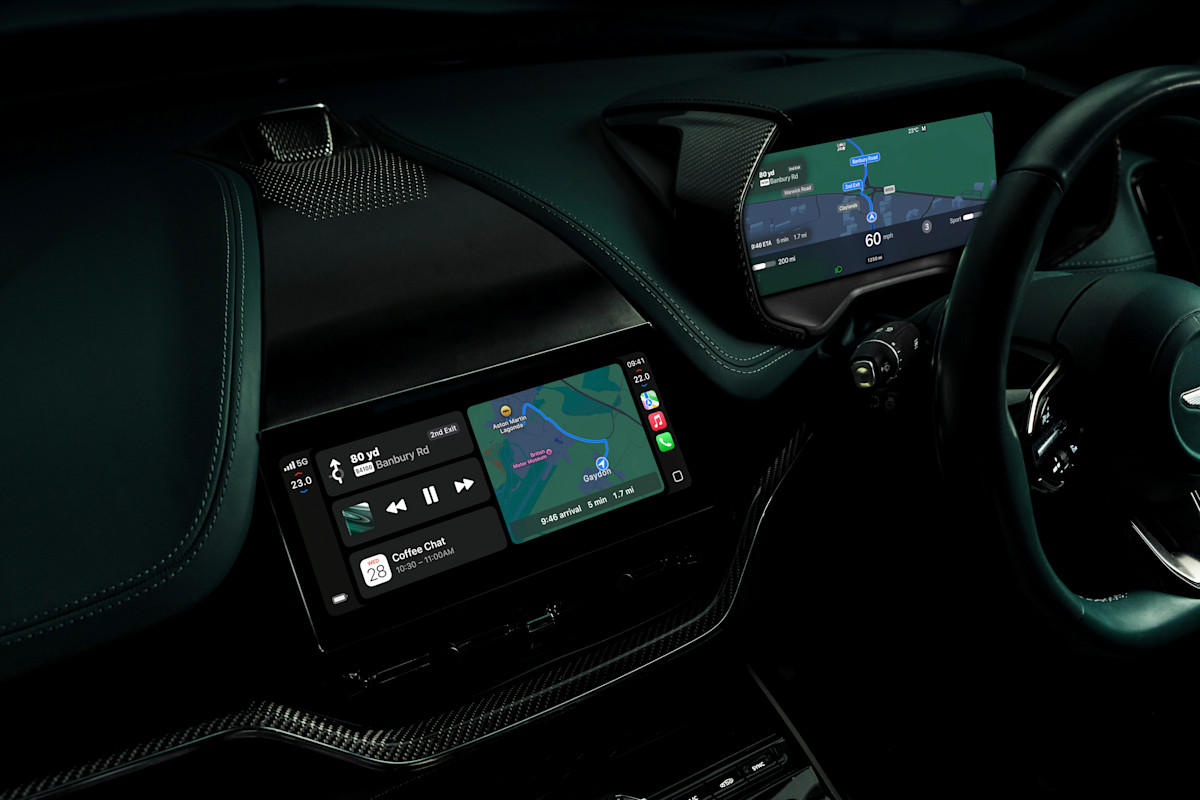 Aston Martin Apple CarPlay Ultra 08
