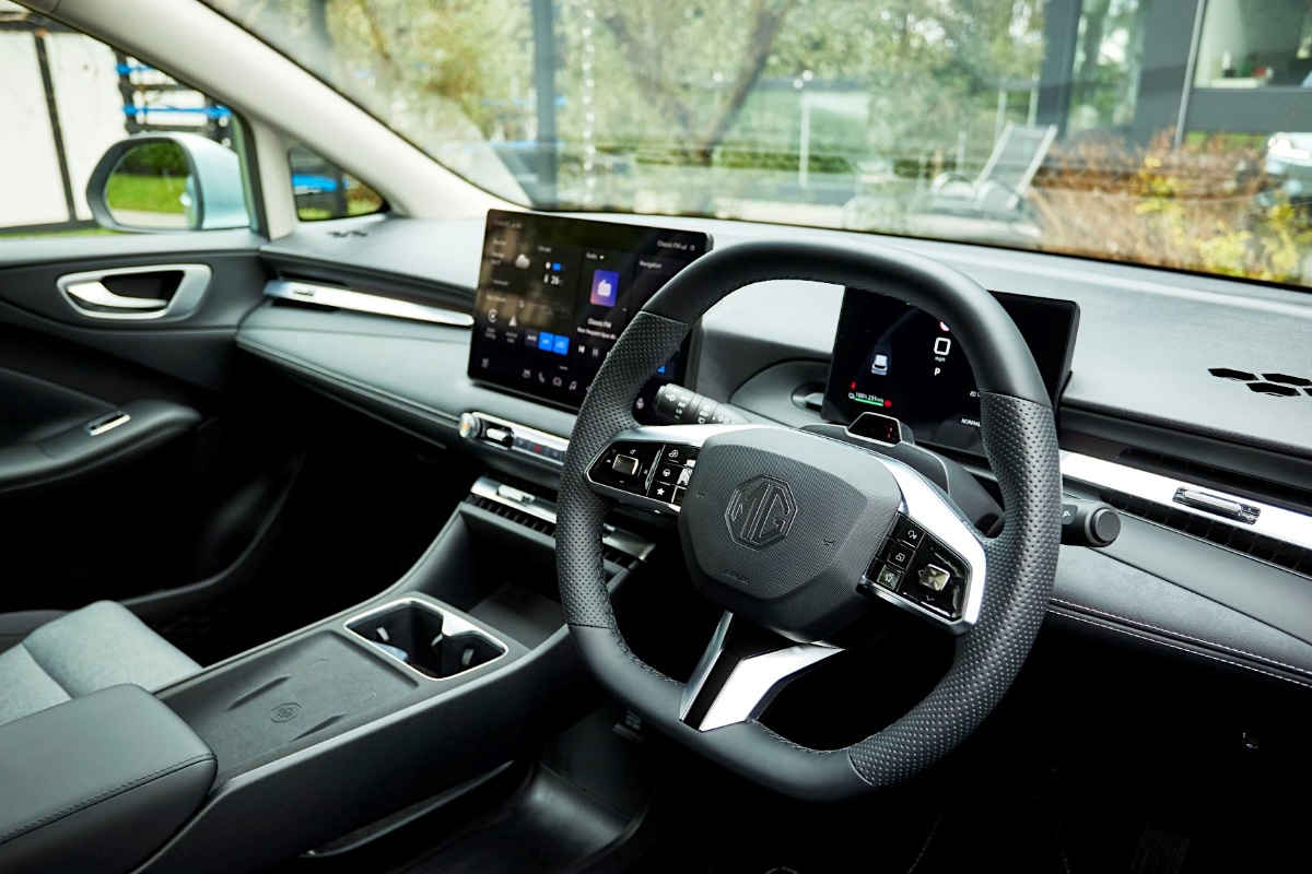 MG4 EV Urban interior