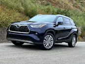 Picture of 2023 Toyota Highlander Hybrid