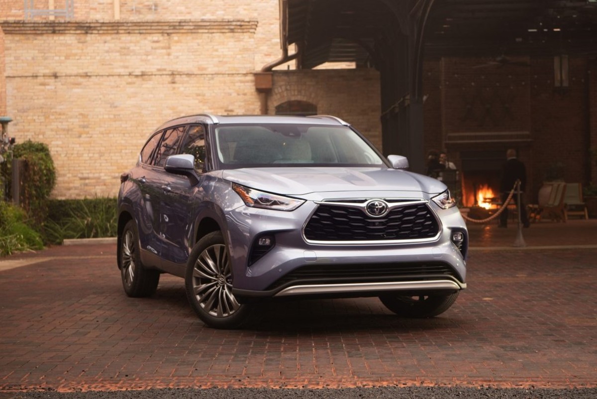 The Safest SUVs of 2022 CarGurus