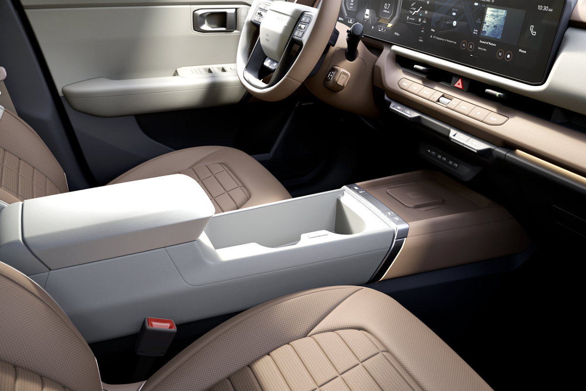 2026 Kia Seltos storage