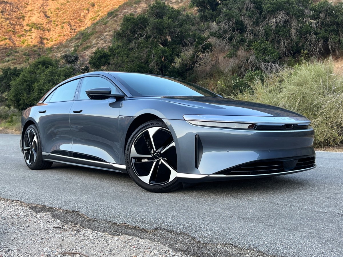 2023 Lucid Air Interior Dimensions: Seating, Cargo Space & Trunk