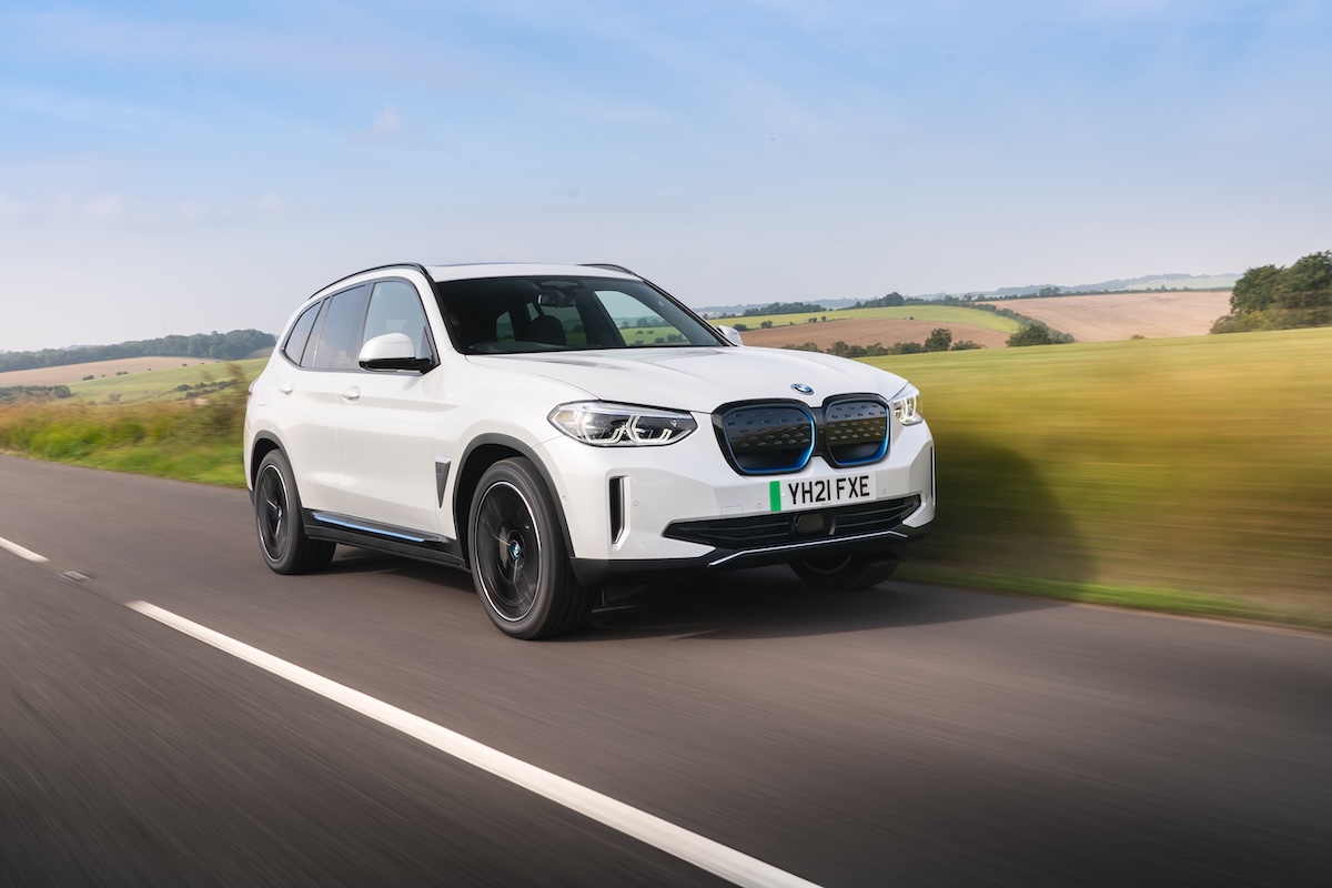 bmw-ix3
