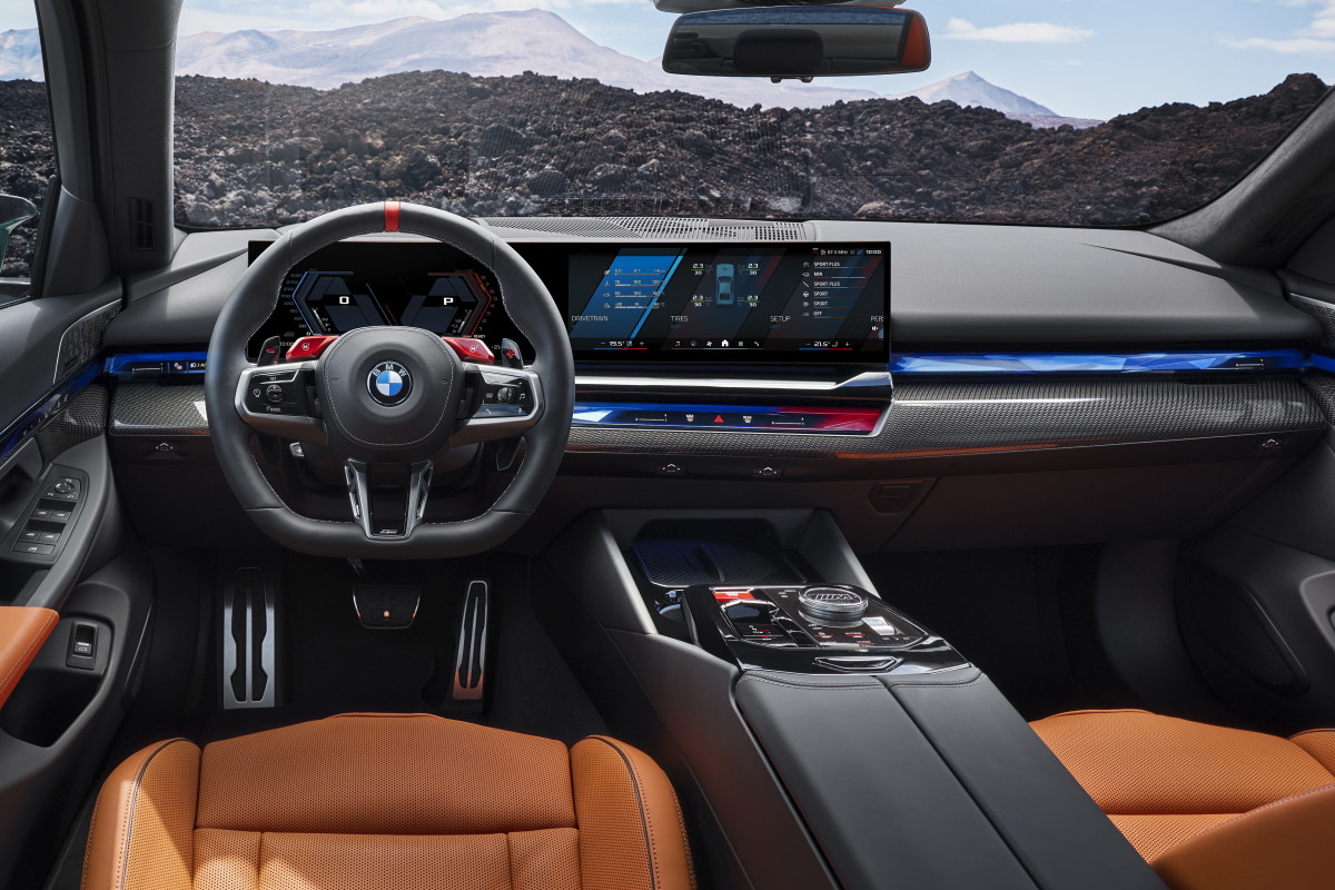 2025 BMW M5 Preview - interior