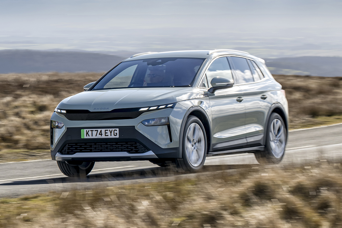 Front three-quarter view of the Skoda Elroq, a modern electric SUV.