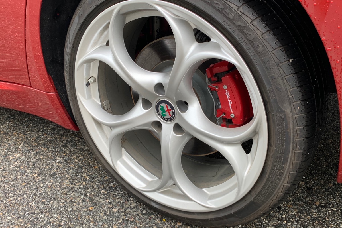 2021 Alfa Romeo Giulia Test Drive Review