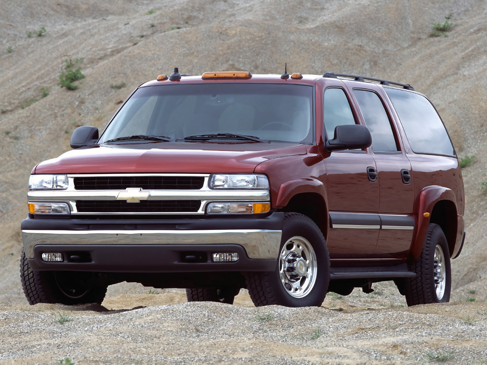 2003 Chevrolet Suburban 2500 QuadraSteer