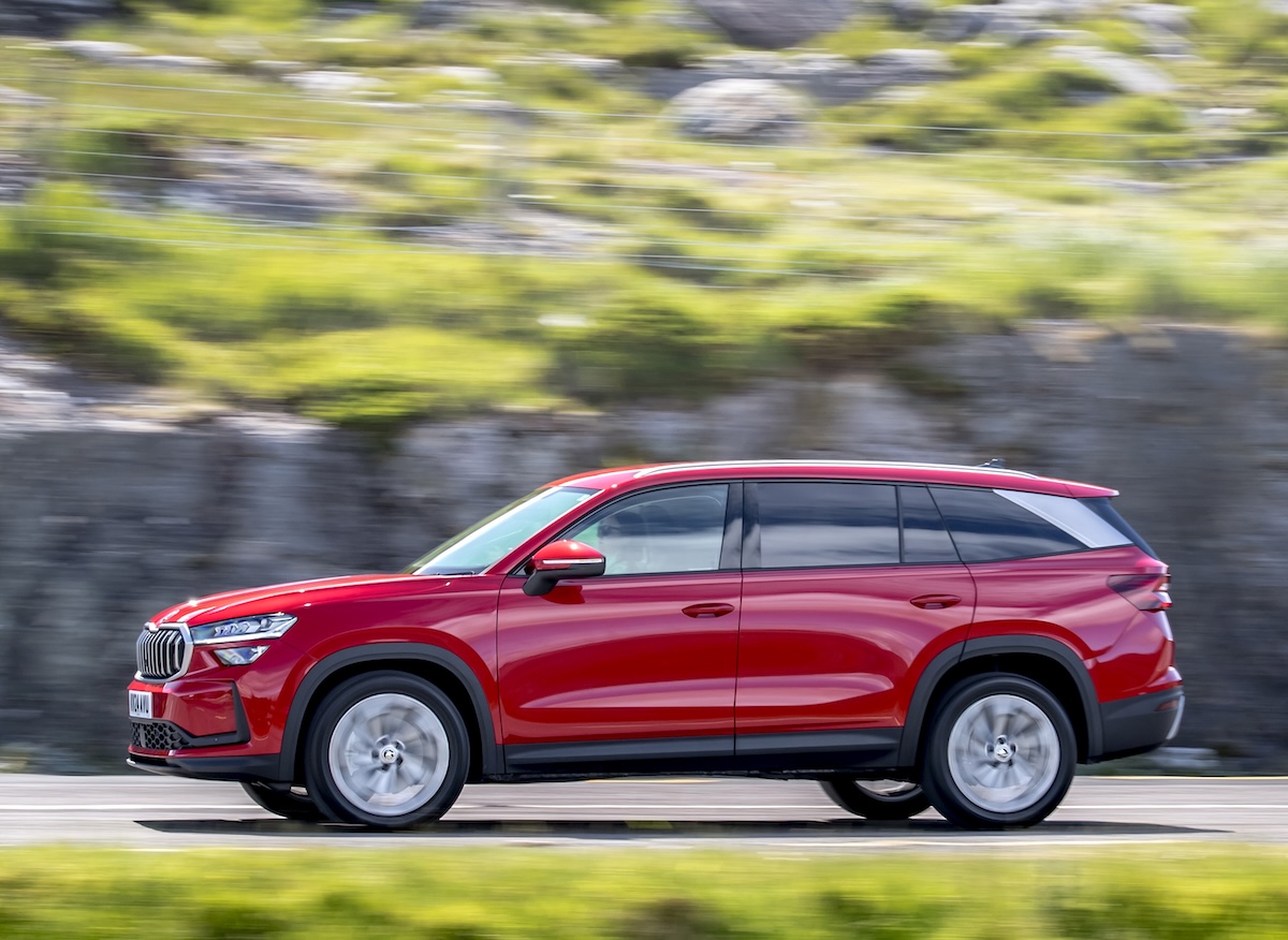 2024 Skoda Kodiaq red side driving