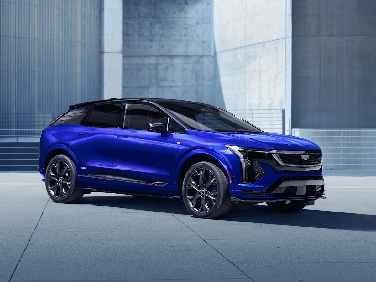 2026 Cadillac Optiq-V Preview photo