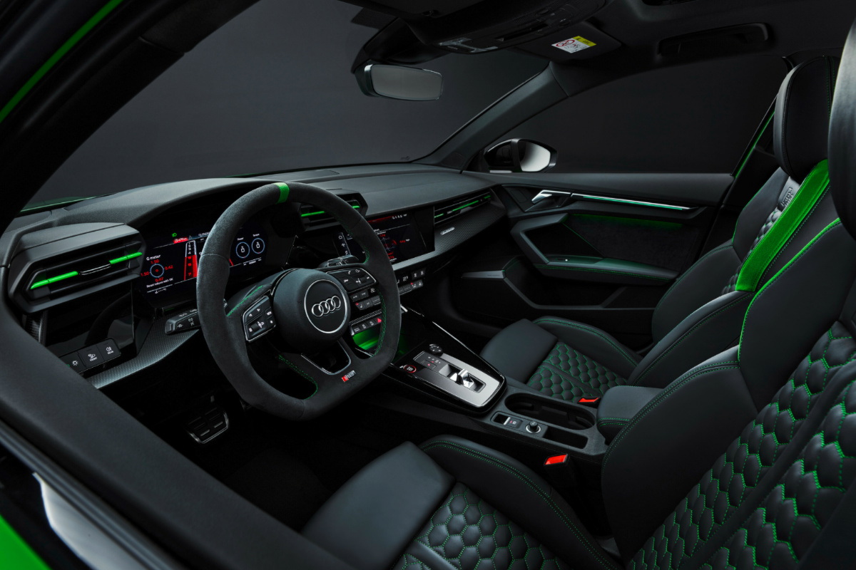 2024 Audi RS 3 - Interior