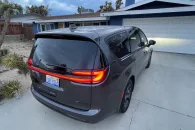 Picture of 2023 Chrysler Pacifica Hybrid