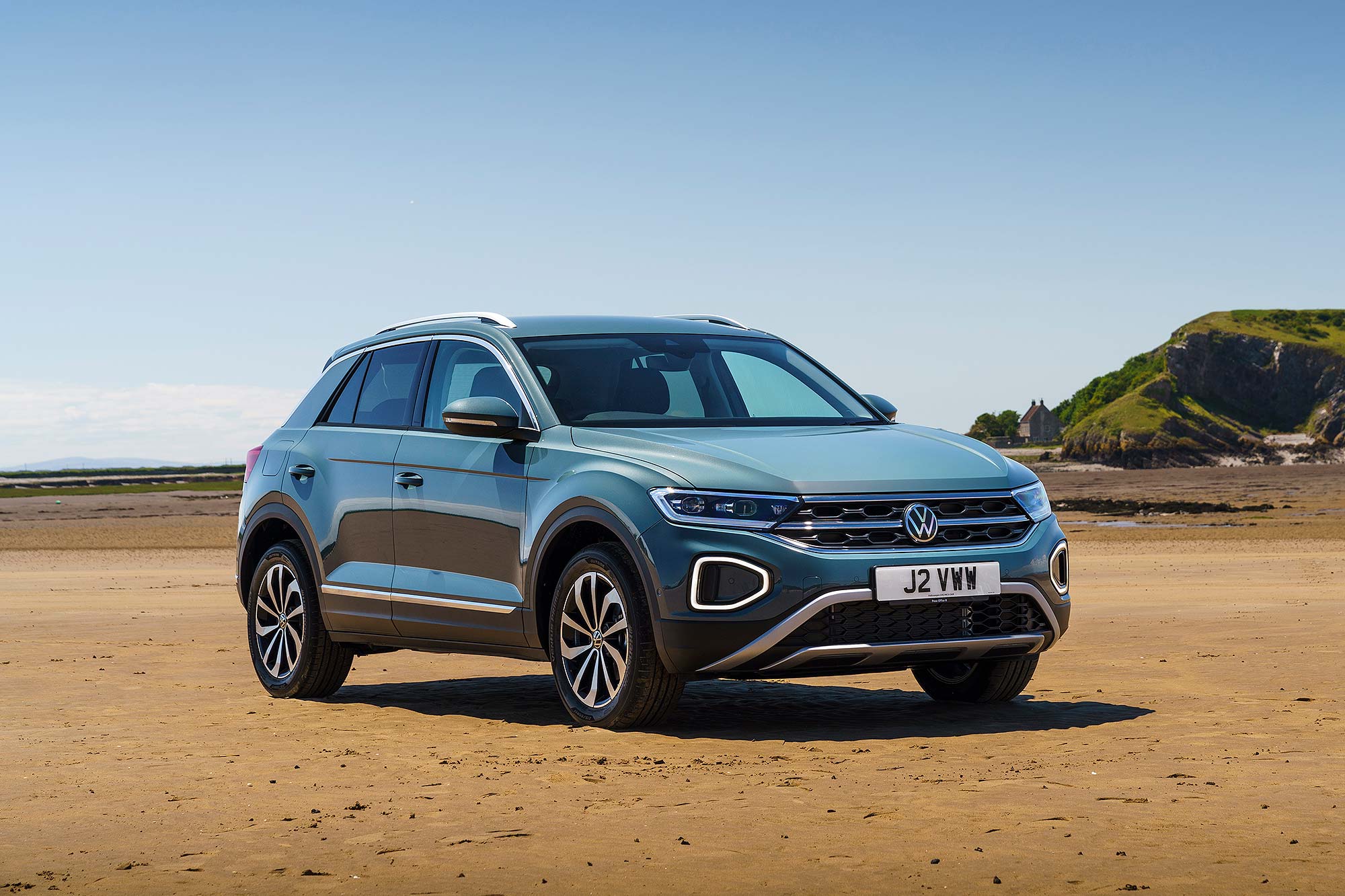 Picture of Volkswagen T-Roc (2017-2025)