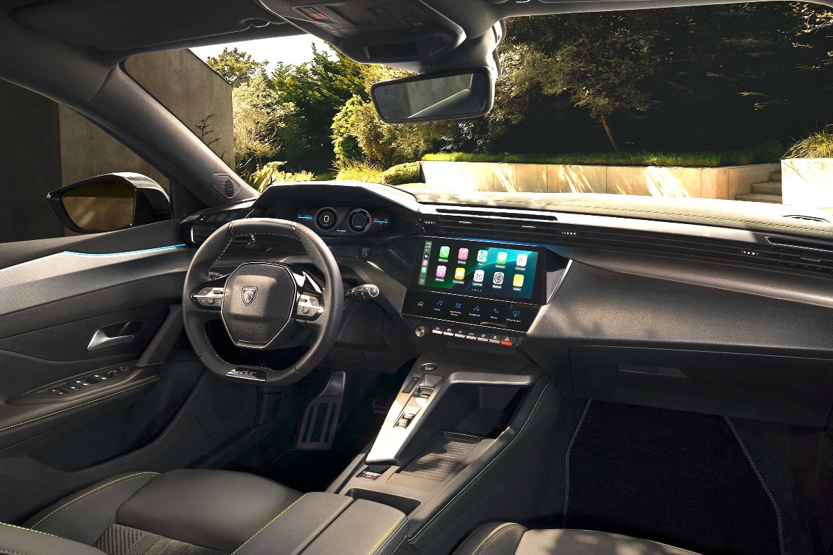 2025 Peugeot 308 interior 1