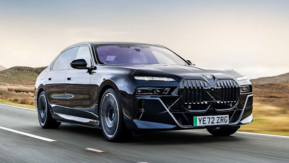 BMW i7 2026 review | A supremely comfortable electric saloon