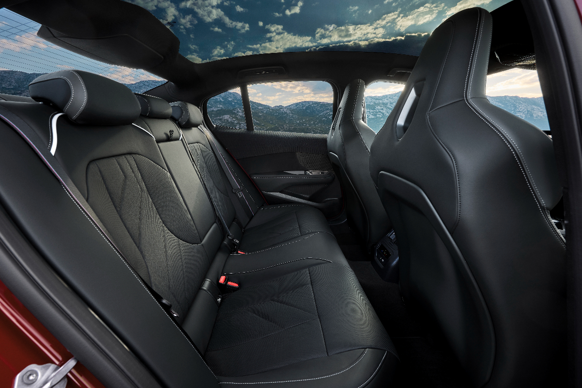 2027 BMW 3 Series back seats