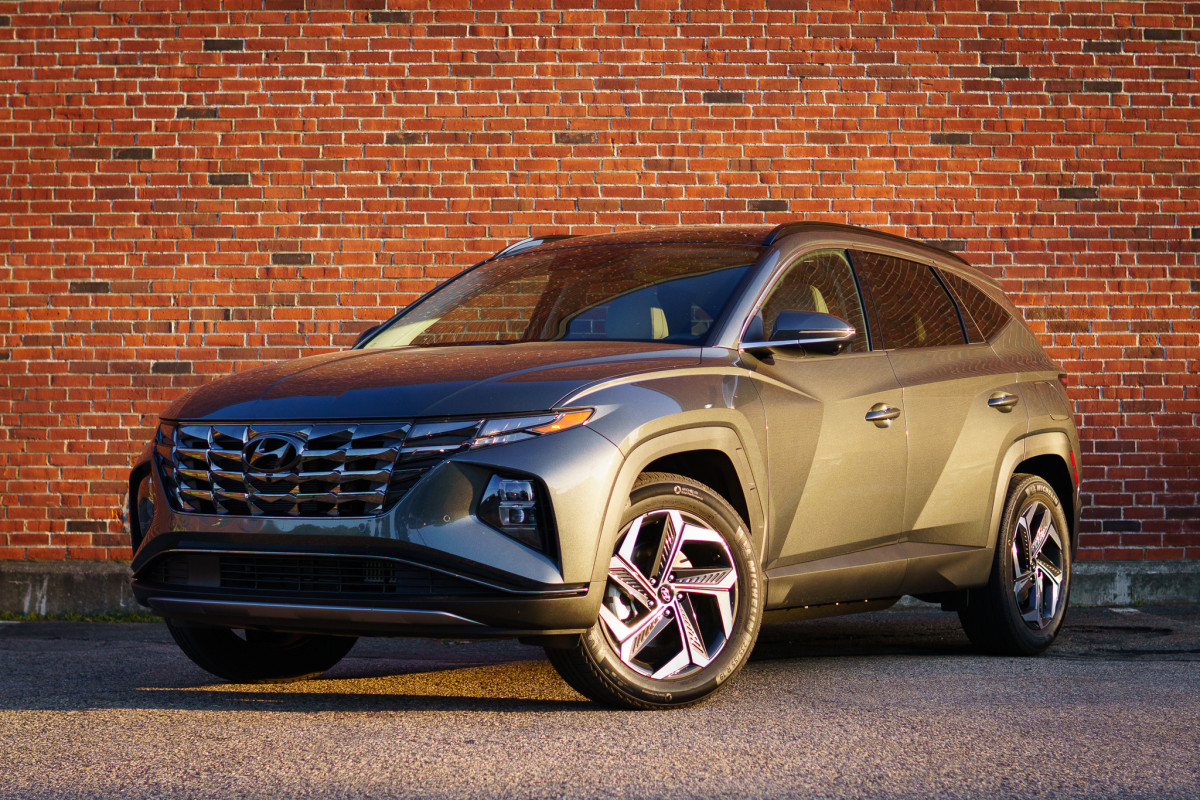 2022 Hyundai Tucson PHEV review summary