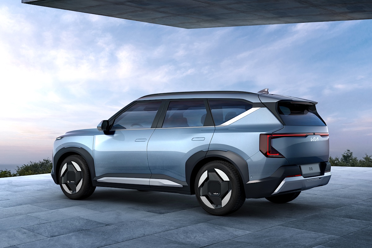 Kia EV5 rear 3:4