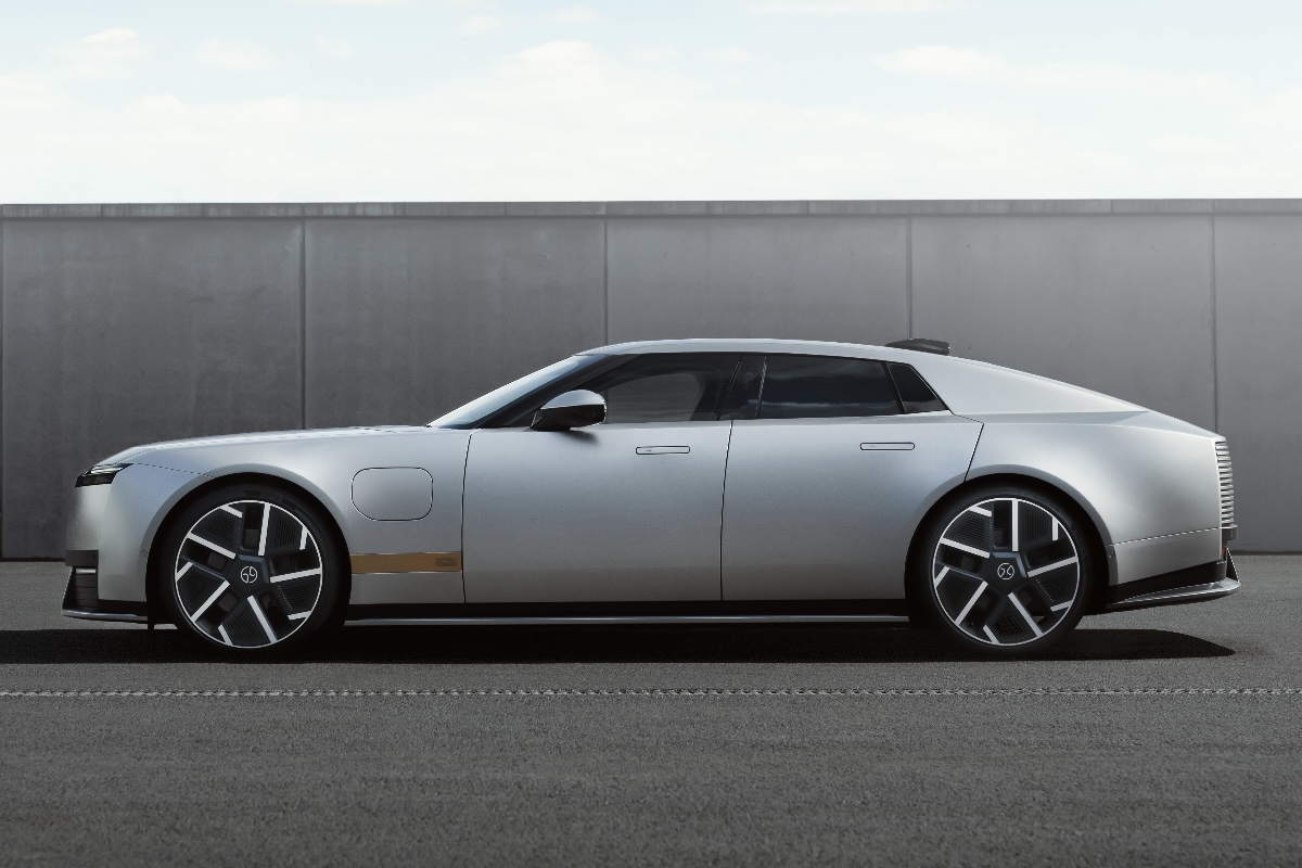 2027 Jaguar Type 01 side
