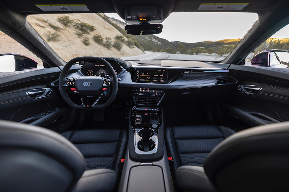 2025 Audi RS e-tron GT Preview - interior