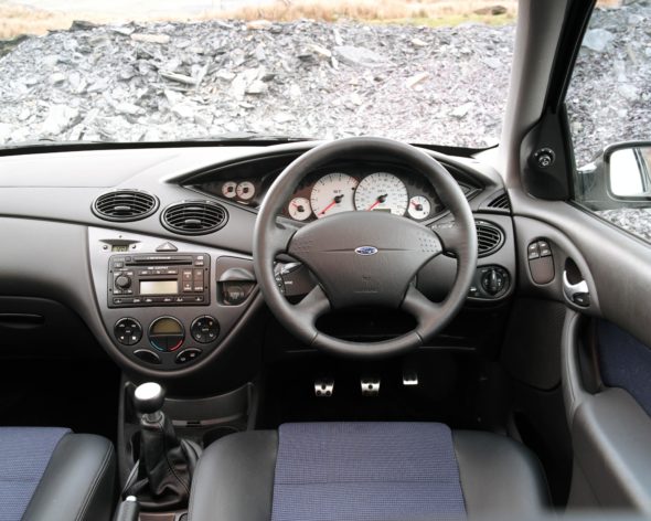 History Guide: Ford Focus MK1 Interior