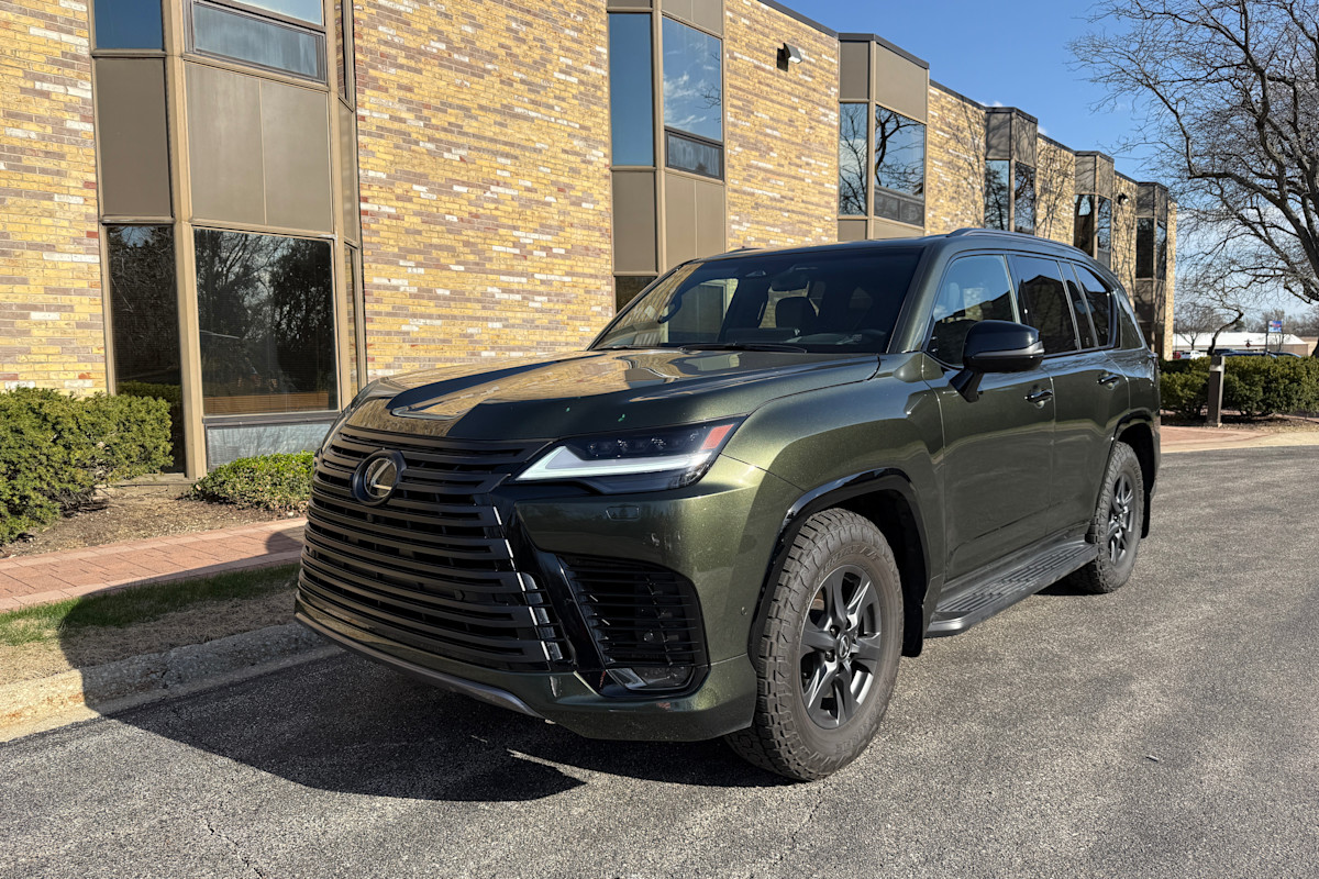 2025 Lexus LX Hybrid Front 3/4 View