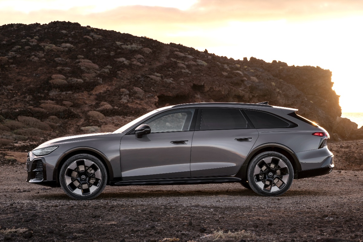 2026 Audi A6 Allroad side