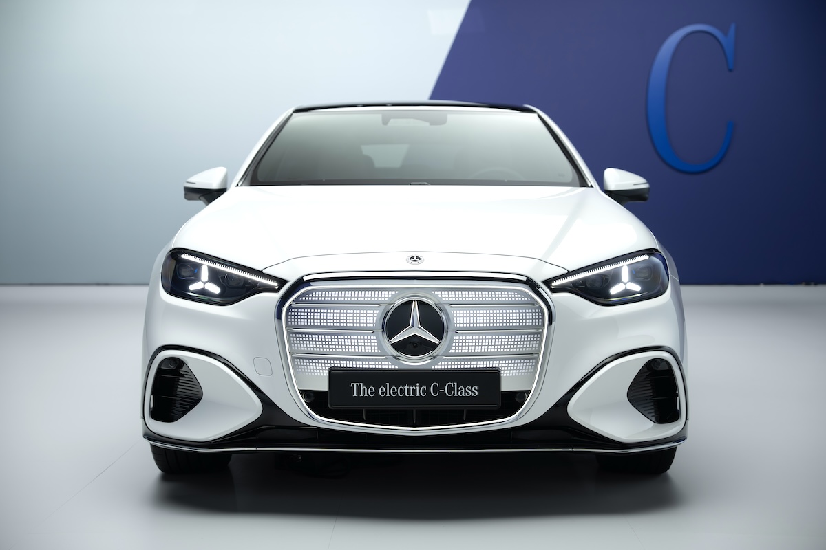 2026 Mercedes-Benz C-Class Electric front