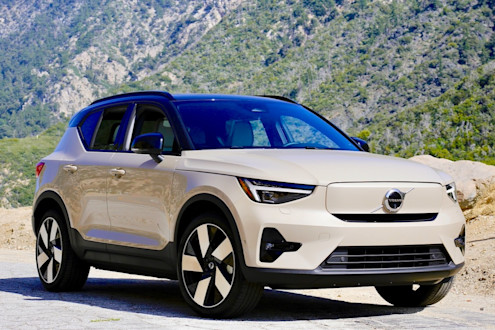 2025 Volvo EX40 Review