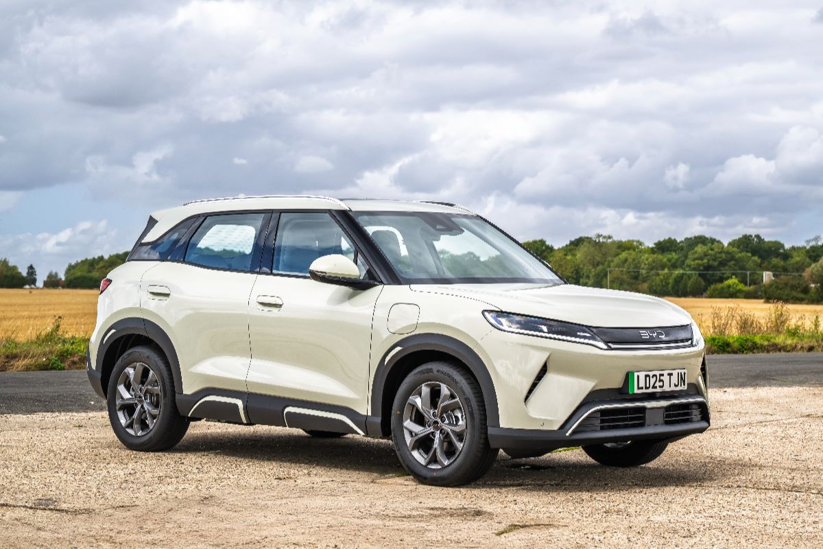 BYD Atto 2 front static