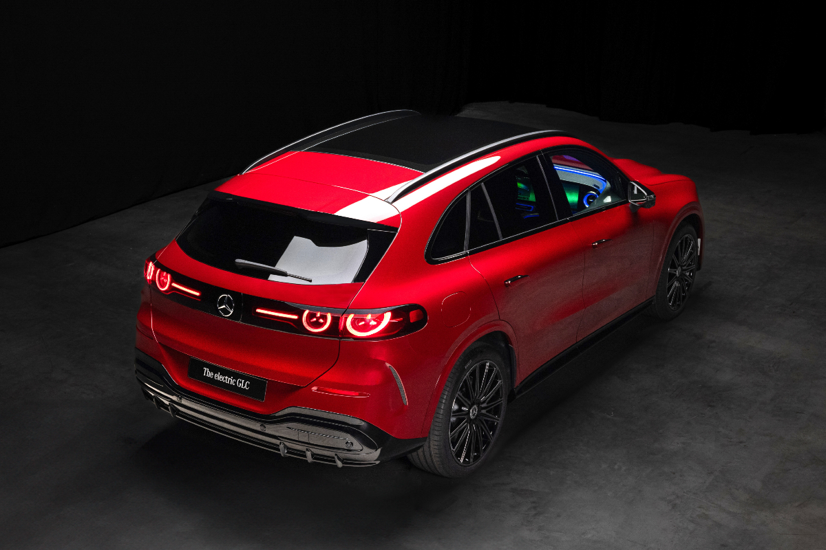 2026 Mercedes-Benz GLC EQ rear 3 4