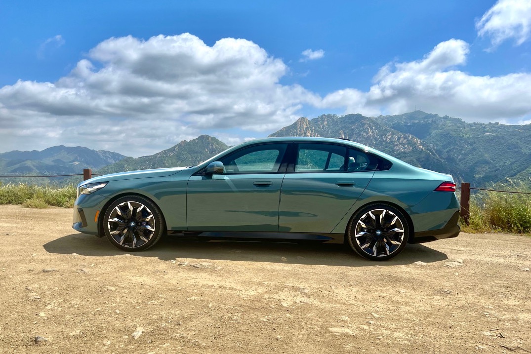 2024 BMW i5 Review Thumbnail