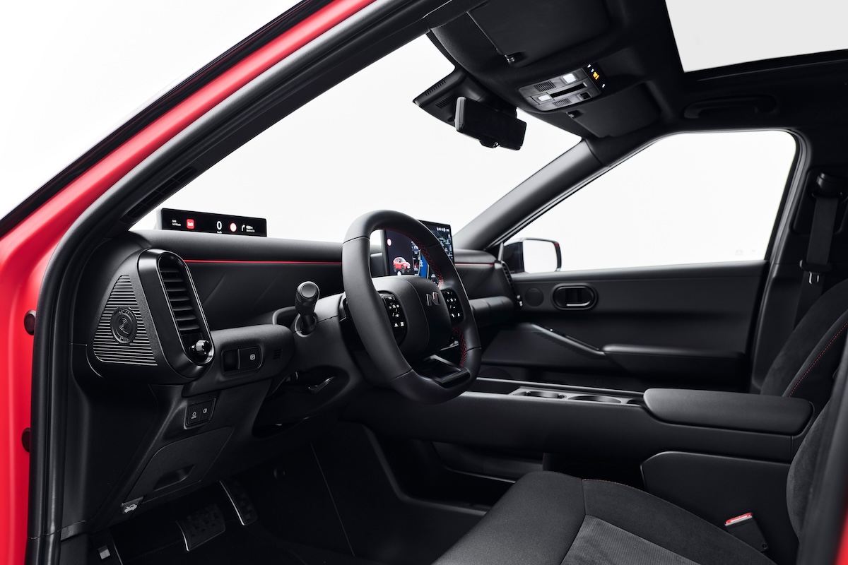 Hyundai Ioniq 3 front interior