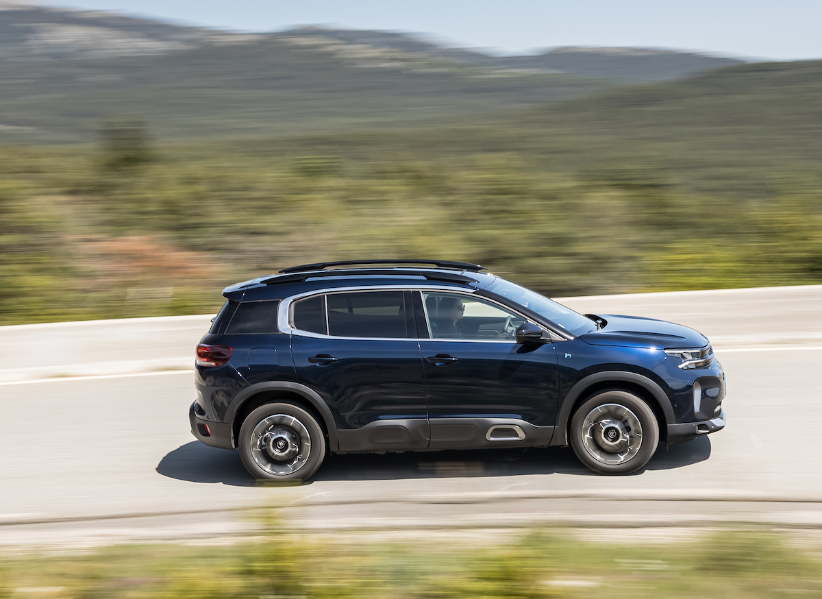 2022 Citroen C5 Aircross review Hybrid side driving