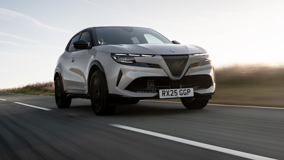 Alfa Romeo Junior 2026 review | Sporty and stylish small SUV from Italy (well, kinda...)