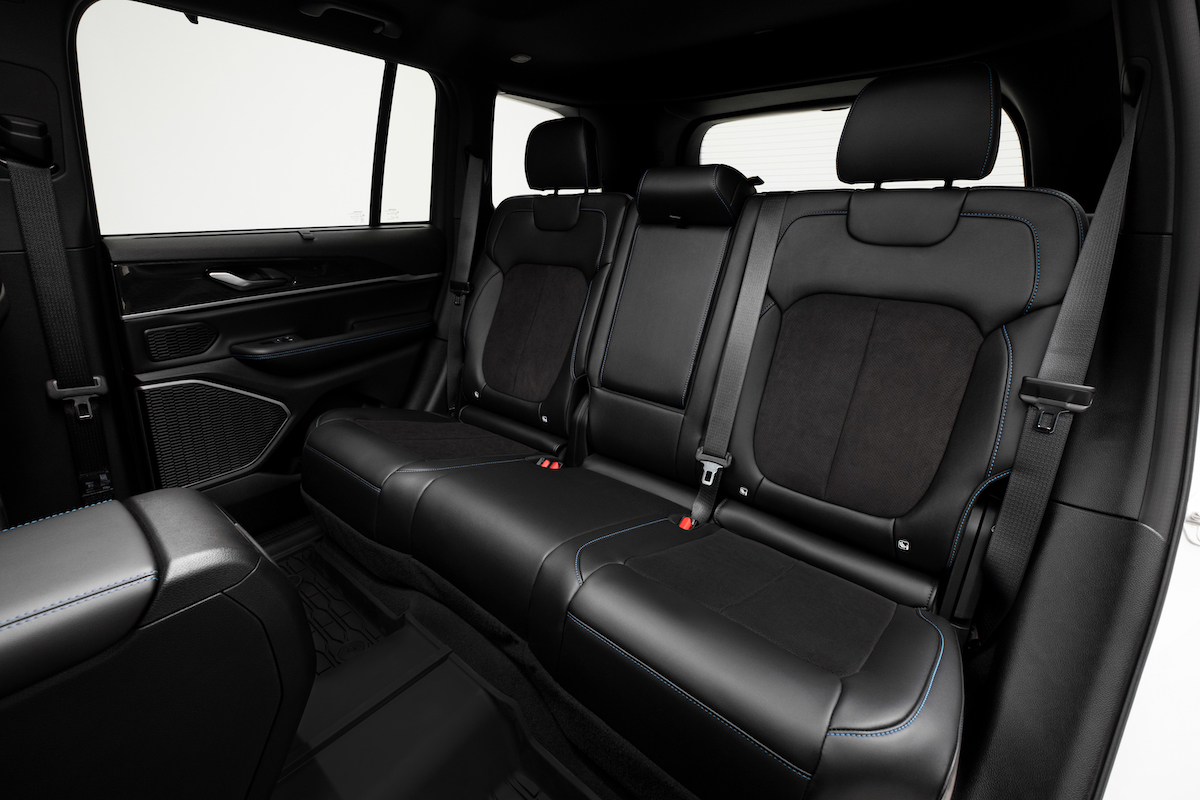 Jeep Grand Cherokee rear seats