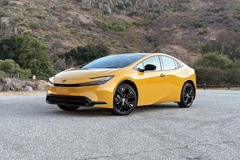 2025 Toyota Prius Review