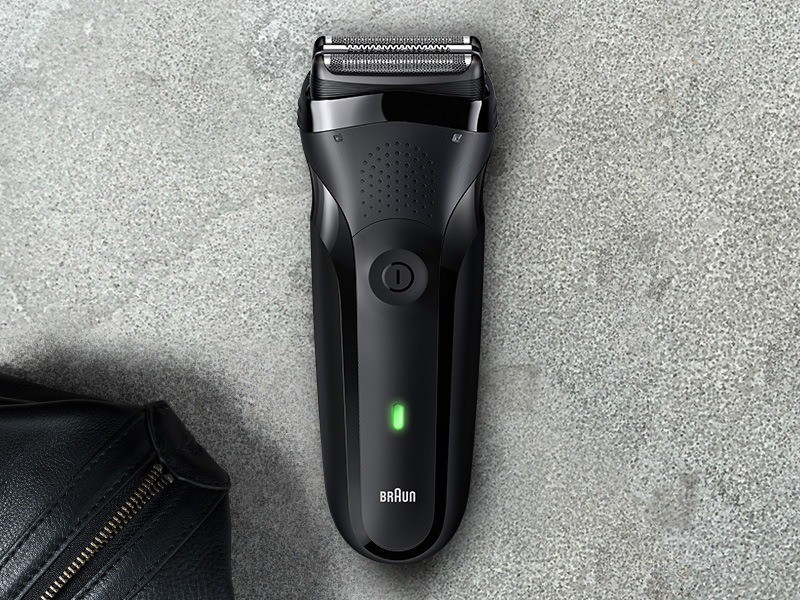 Braun Series 3 Wet & Dry Electric Shaver, Black, 300s - UPC: 4210201163305