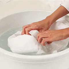 6. Rinse clothes.