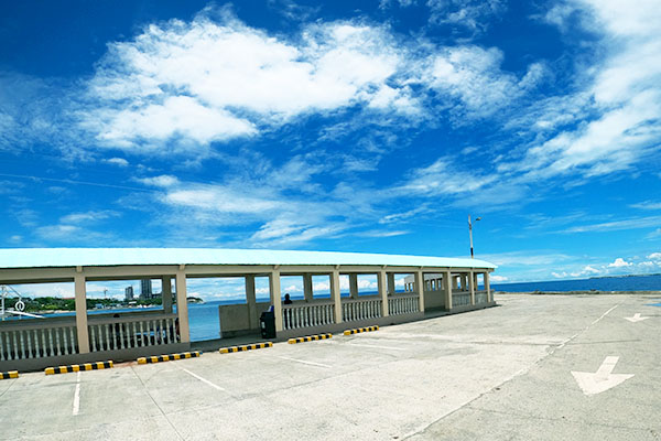 Arrival at Movenpick port
