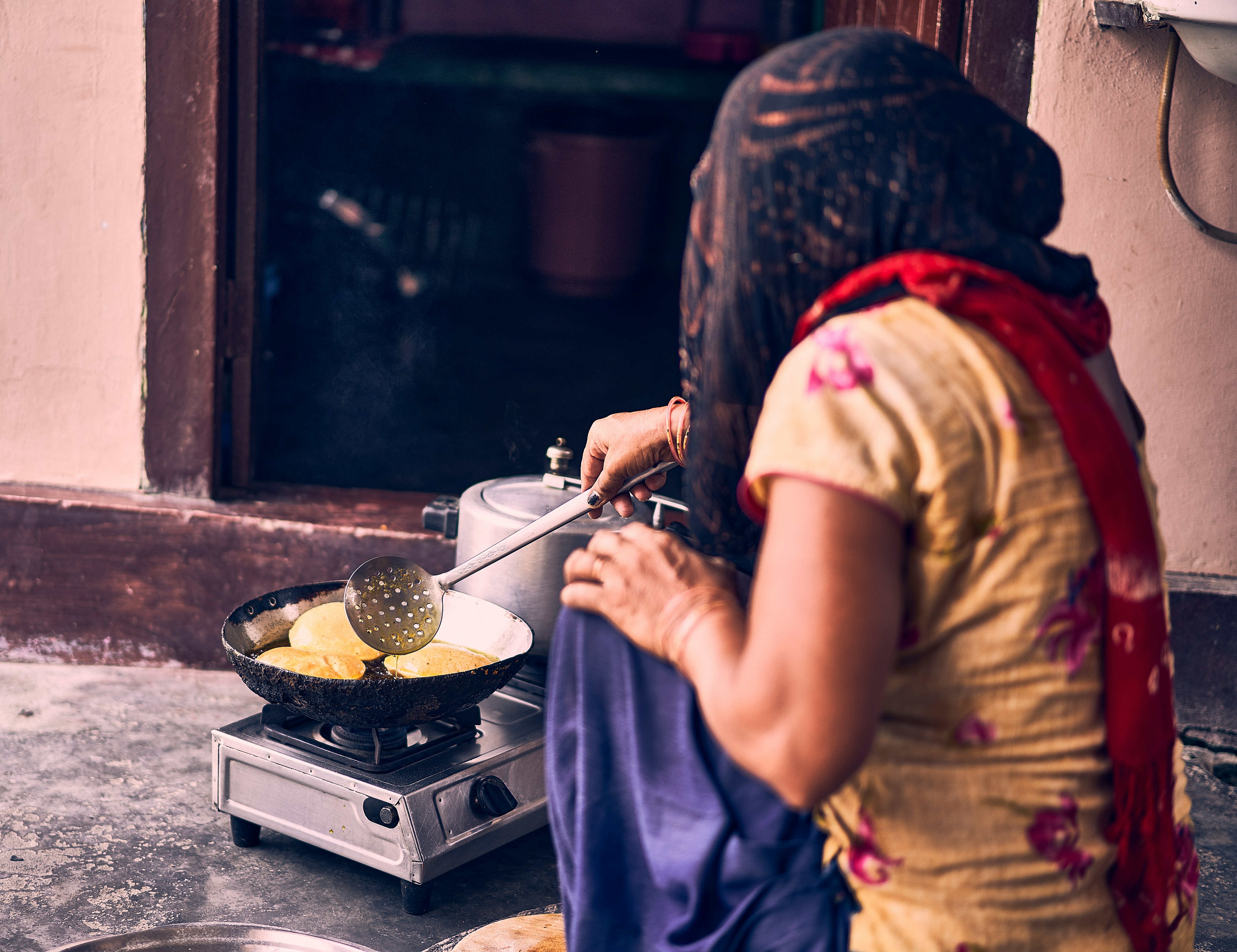 In the Growing Heat: A Day in the Life of a Domestic Worker
