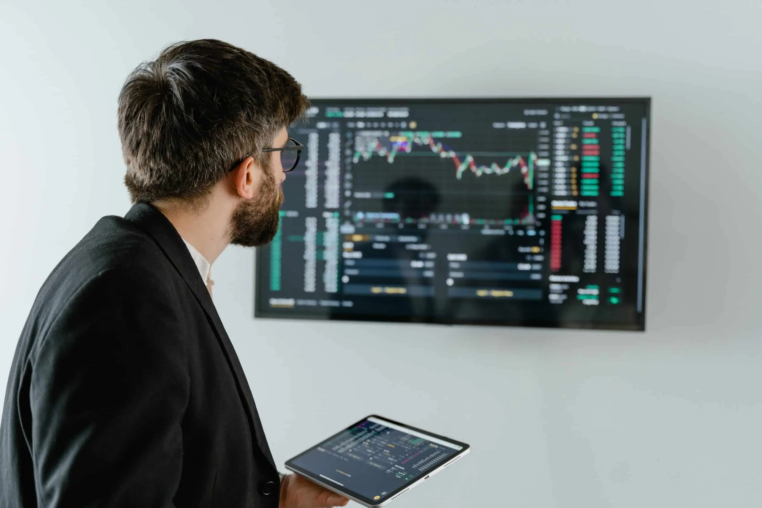 Οικονομικοί ρόλοι/Finance roles (Περιγραφή θέσεων εργασίας/Job descriptions)