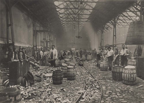 Black and white photograph of the cooperage at St James's Gate.