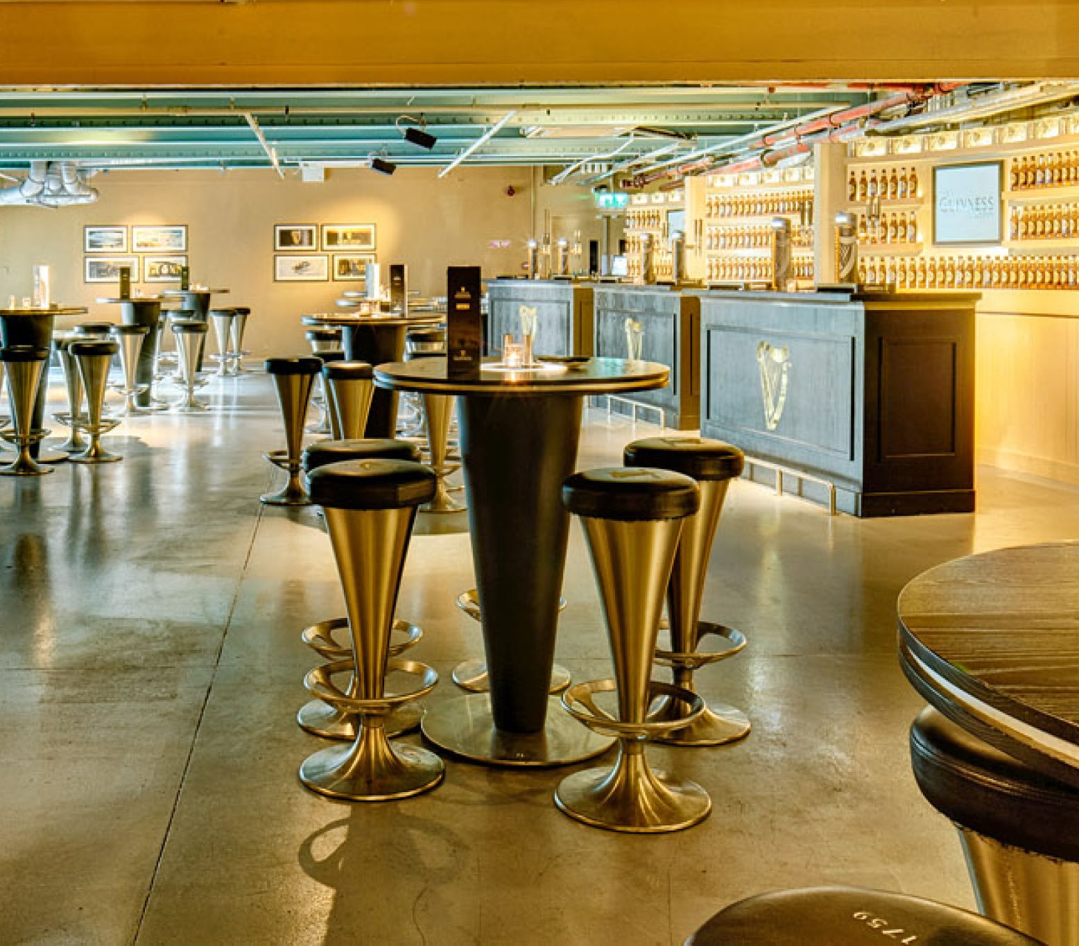 Panoramic view of Guinness Academy Bar