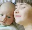 Newborn-Sibling