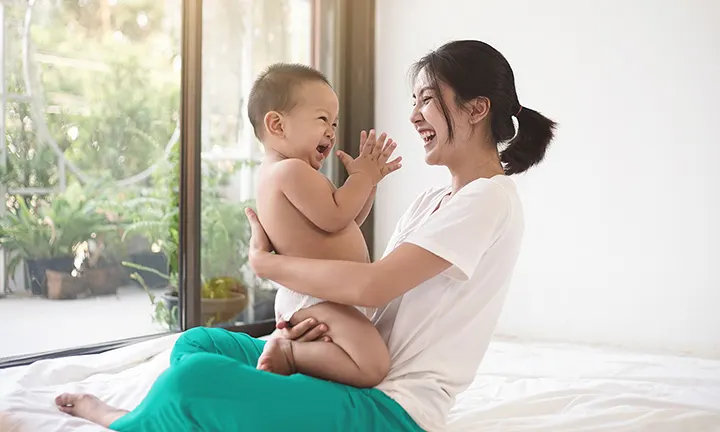 When Do Babies Start Clapping, Waving, and Pointing?