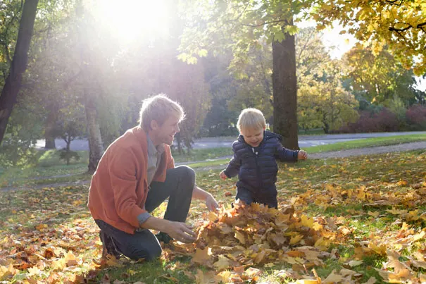 leaf-rubbing-toddler