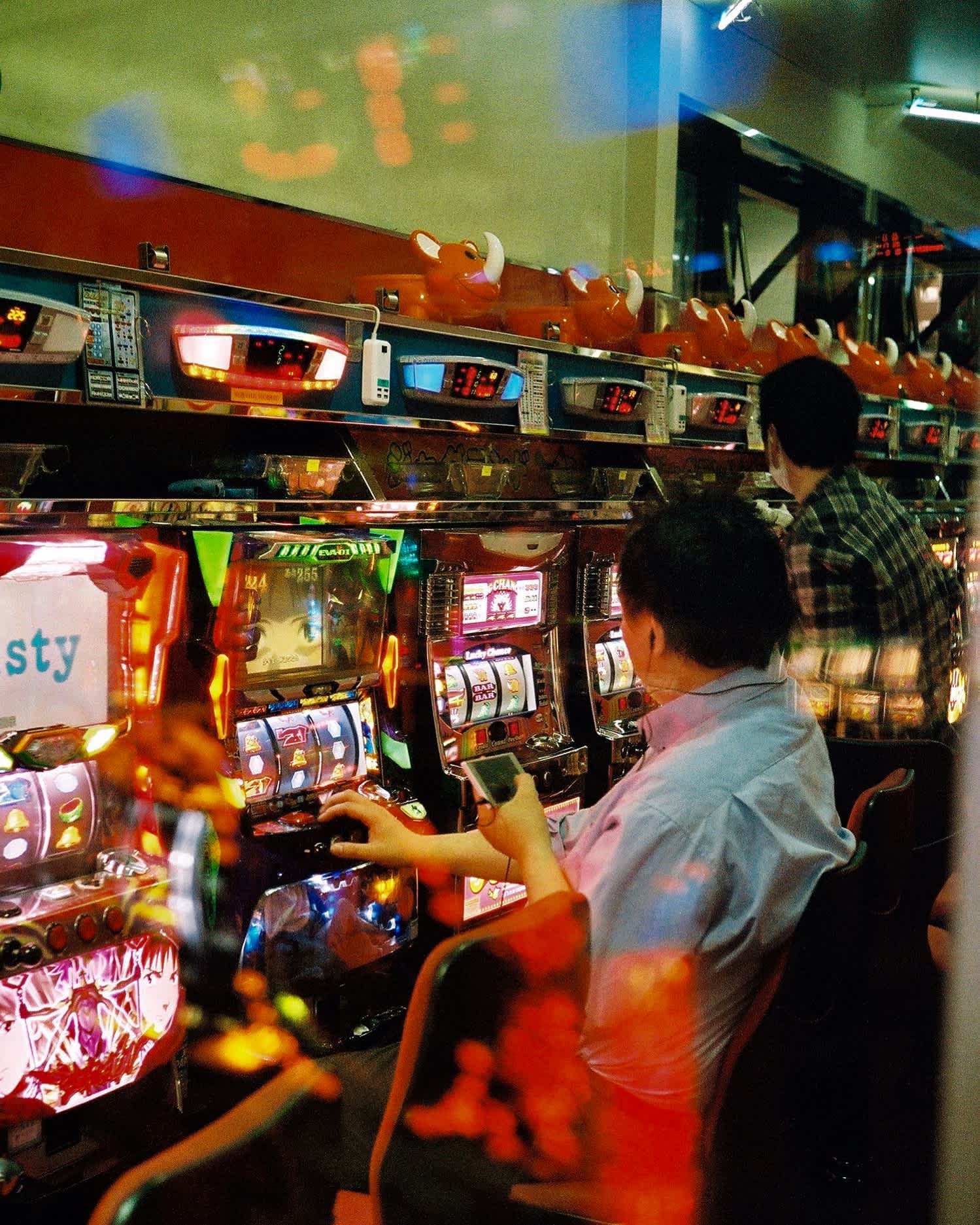 B3BB4707-BD1E-45D9-A18B-CE8C556F355A