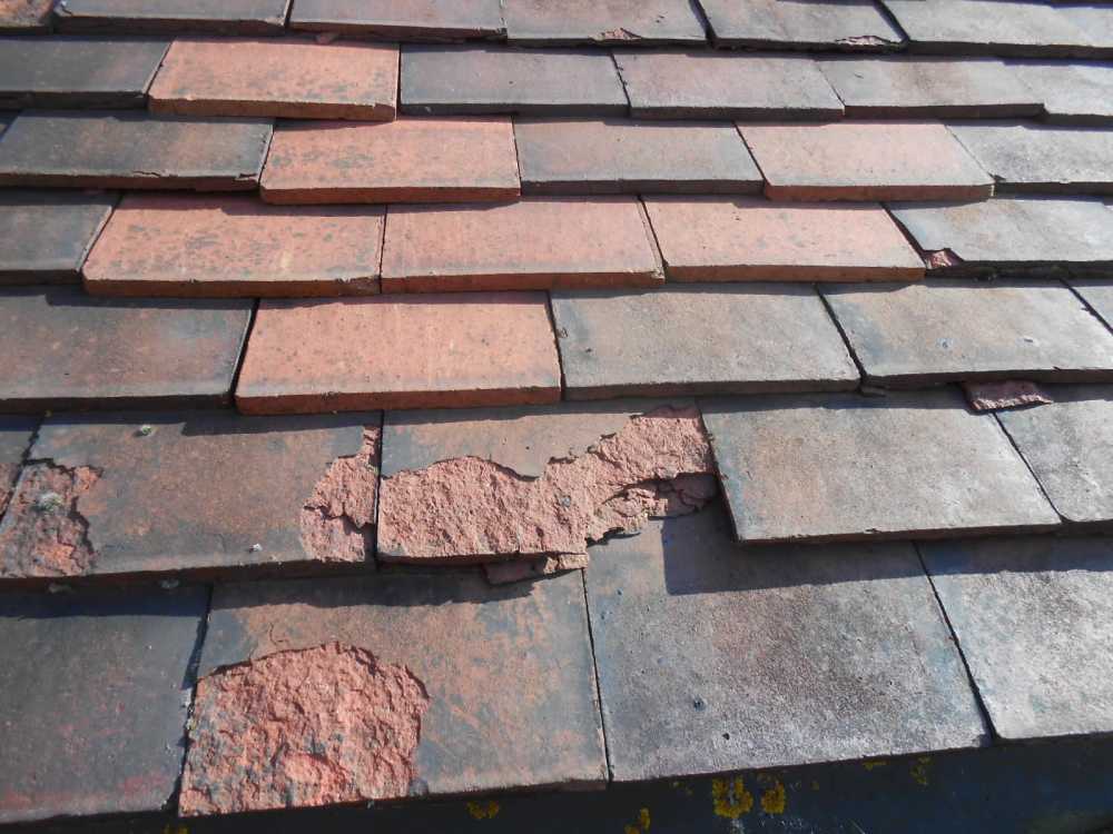 pitched roofing defect image