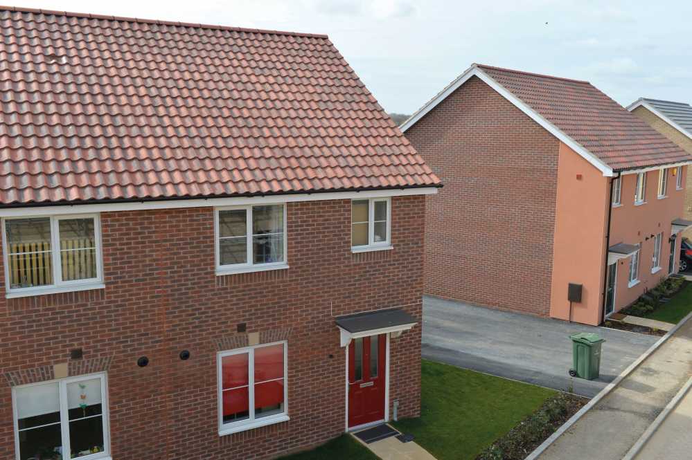 Grovebury - Rapid Roof Vent Tile